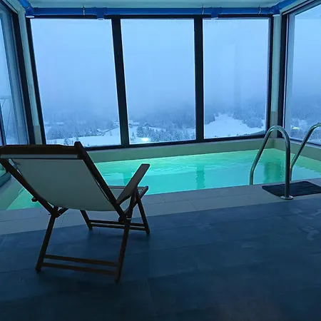 Vrh House *