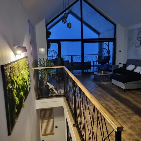 Vrh House