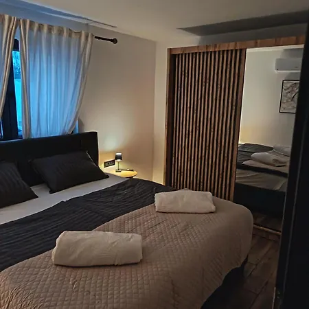 Vrh House 拉夫纳格拉