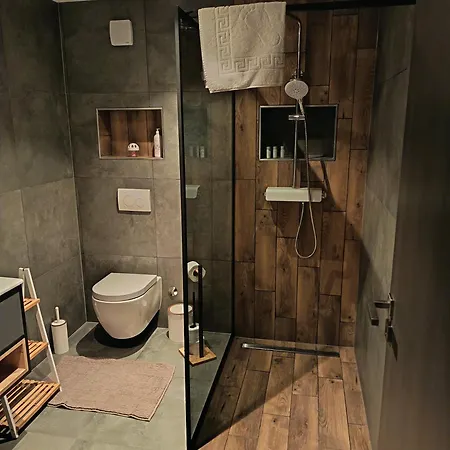 度假居 Vrh House