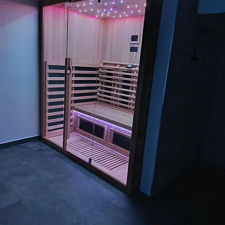 Vrh House * رافنا غورا