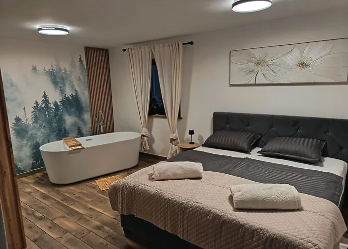 بيت للعطل Vrh House *